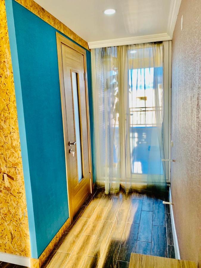 Mary'S Apartment バトゥーミ エクステリア 写真
